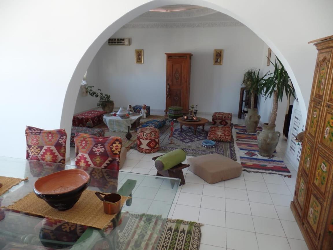 بَنْزَرْت‎ Dar Salama المظهر الخارجي الصورة